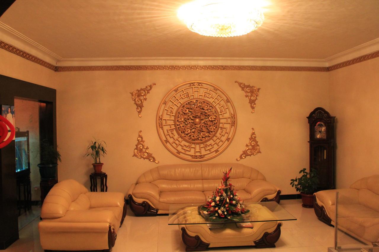 Nanjing Restaurant & Motel Kampala Exteriör bild
